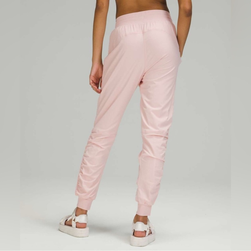 Lululemon Beyond the Studio Jogger - Picture 3 of 9